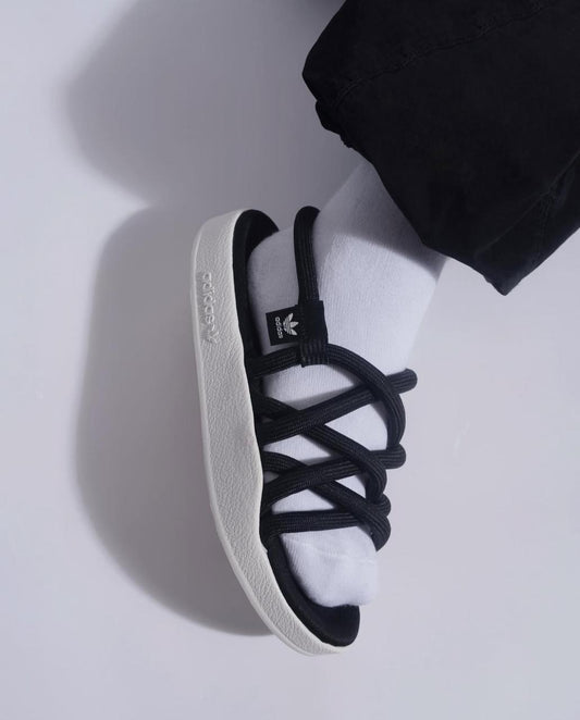 Adidas Adilette Noda size 3-6